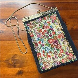 Vintage Floral Rose Petit Point Needlepoint Evening Bag with  Kiss Lock